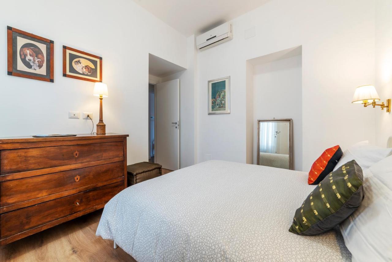 A Borgo Pio Con Ampio Terrazzo! Lejlighed Rom